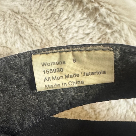 Elegant Black and Silver Women's Sandals - Picture 5 of 5